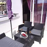 Roso شقة *
